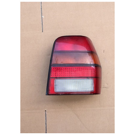 05.14.015 RIGHT TAIL LIGHT CHATENET STELLA